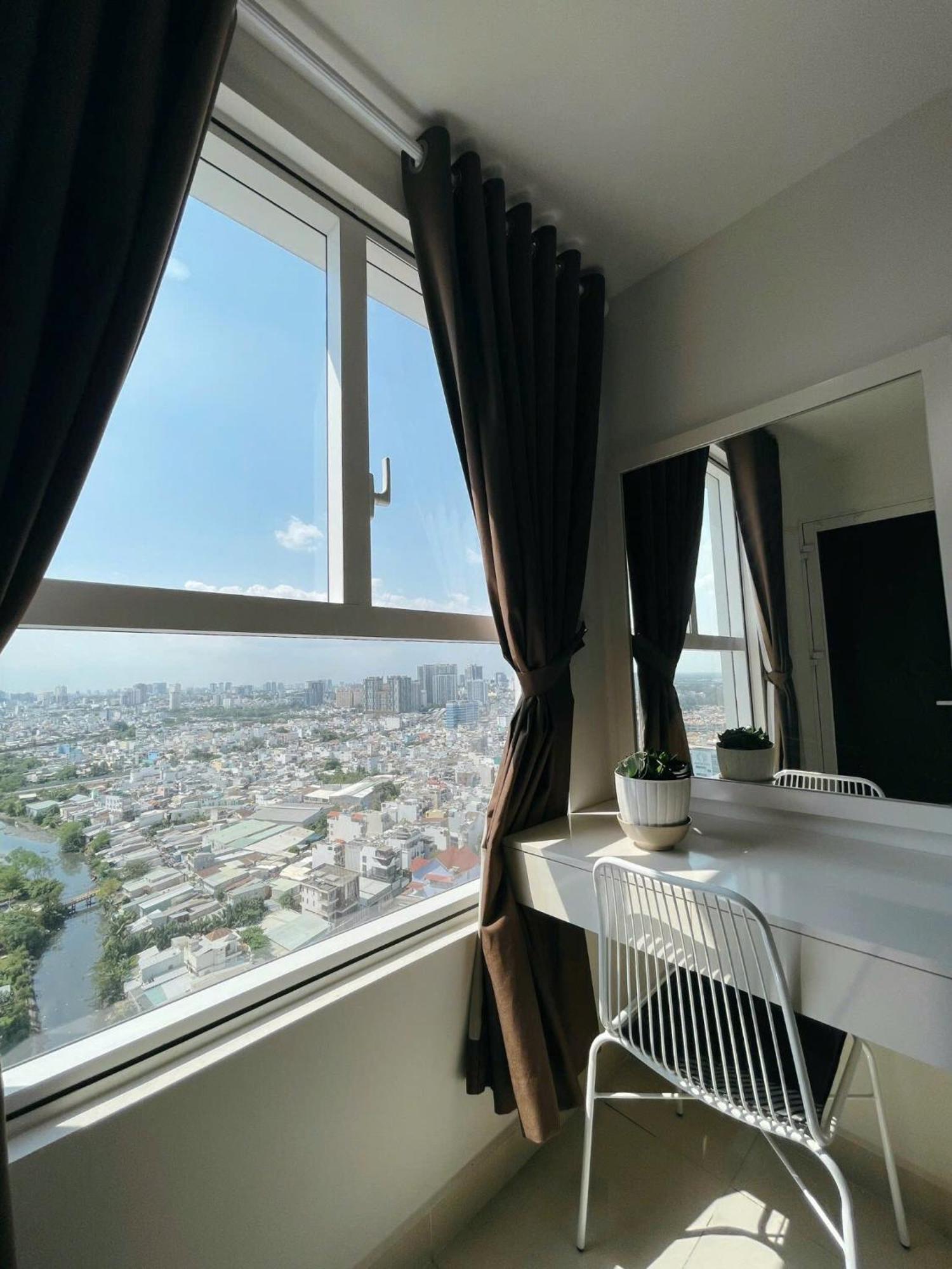 Căn hộ 1br Tang Cao Sunrise Cityview Ho Boi Gym Gan Trung Tam *